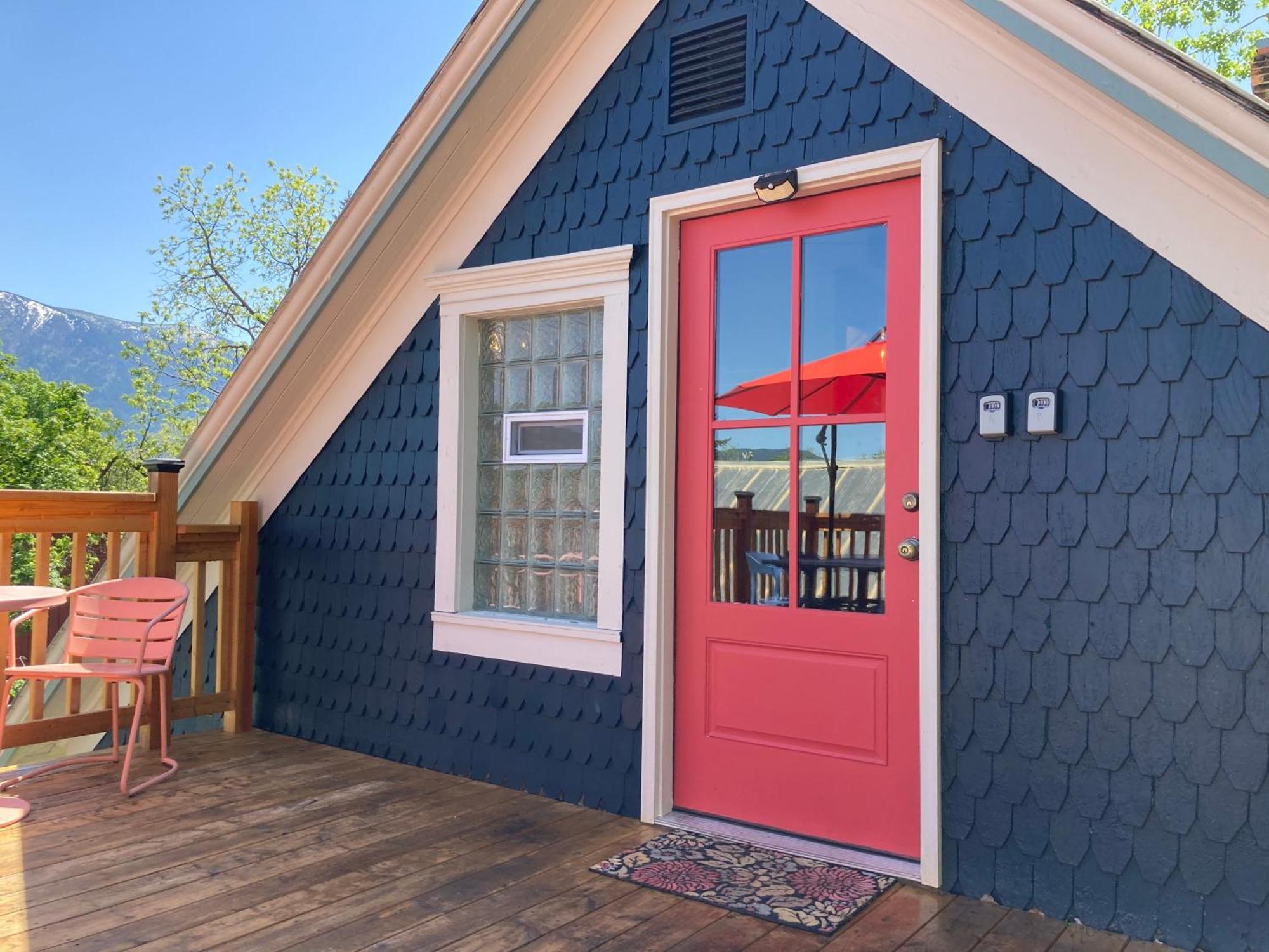 Victorian Guest Getaway-20Mins To Glacier National Park-10Mins To Airport! Columbia Falls Exterior foto